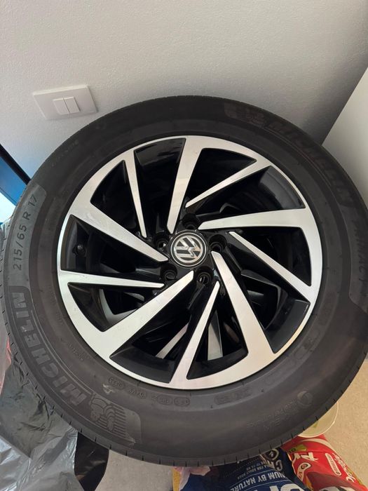 Jante Volkswagen echipate cu anvelope NOI de vara