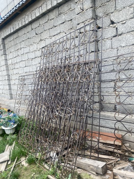 Терезені жабатын решетка сатылады