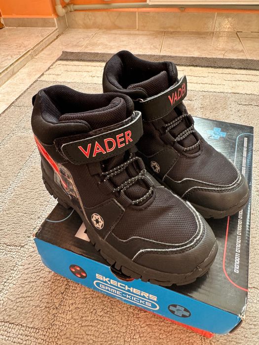 Боти и обувки за момче