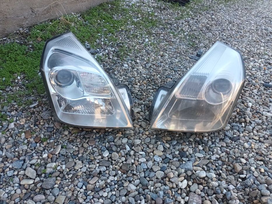 ляв и десен ксенон фар за рено вел сатис RENAULT VEL SATIS