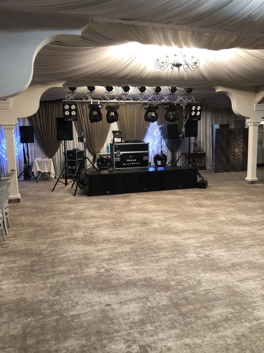 Schela Lumini dj nunta botez majorat inchirierz lumini moving head