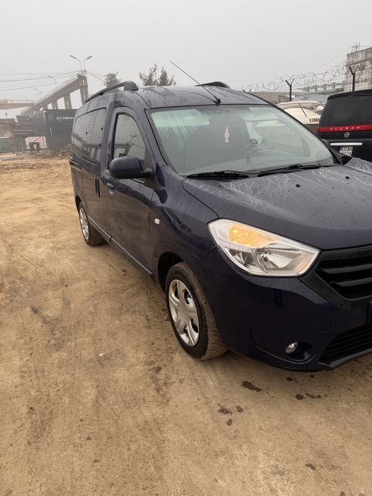 De vanzare dacia dokker an fab 2015