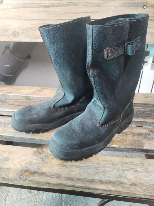 Продам Сапоги, ботинки рабочие