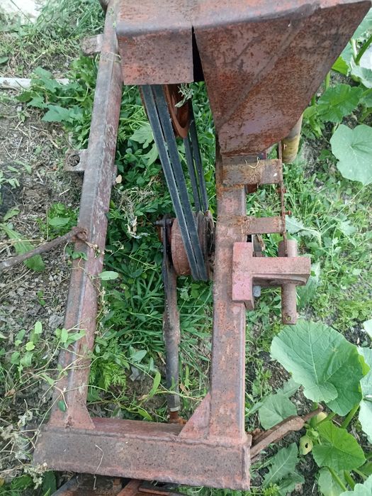 Продам косилку ...