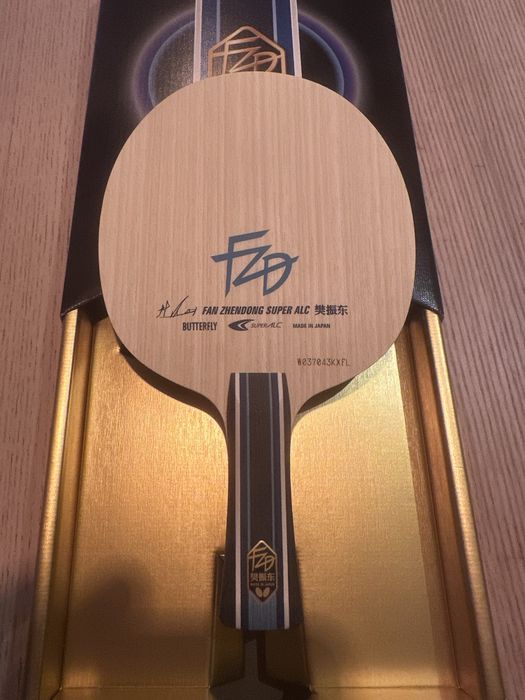 Lemn tenis de masa Butterfly Fan Zhendong Super ALC