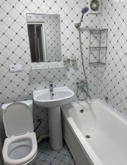 Метро Космонавтов, 2-х комнатная квартира, 55м2. Ор.Интерпол.