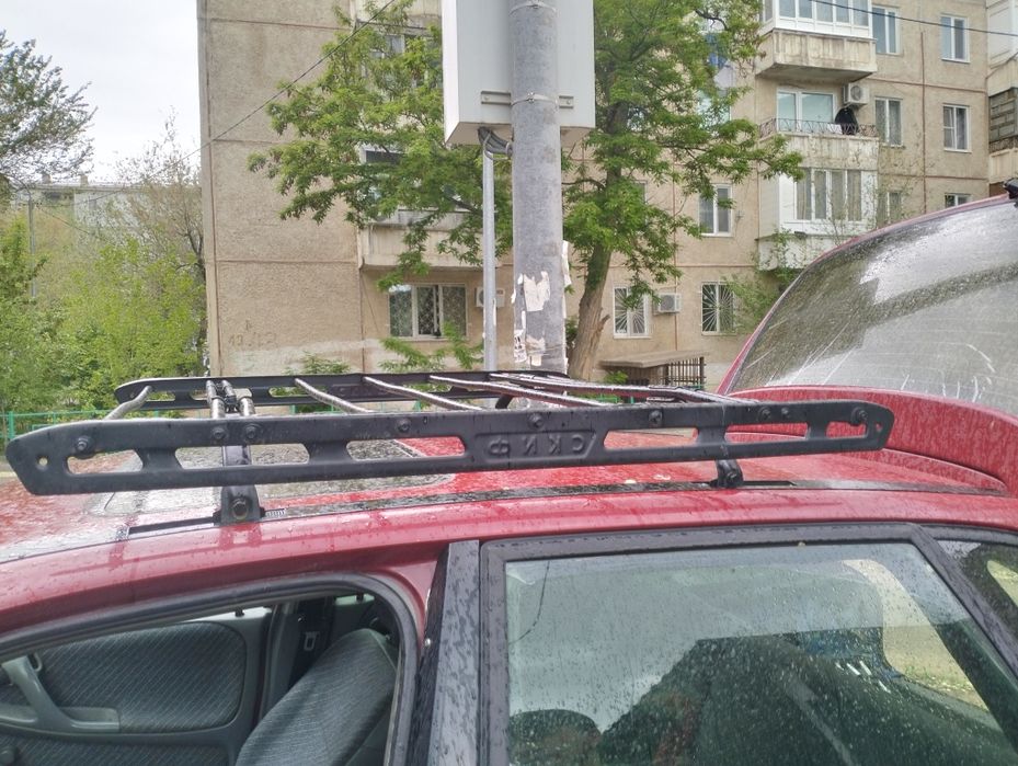 Продам багажник заводской