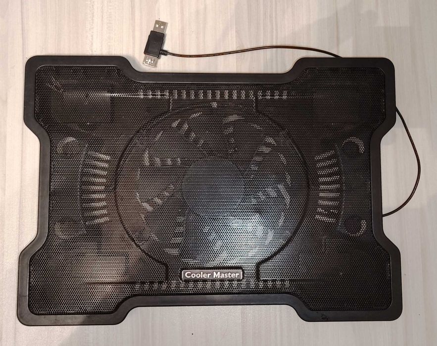 Cooler Master NotePal X-Slim стойка за лаптоп