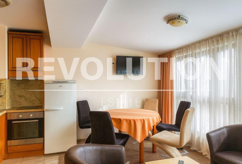 Дава се под наем Двустаен апартамент в Варна, Окръжна болница - 84 кв.м за 560 € - Снимка #1