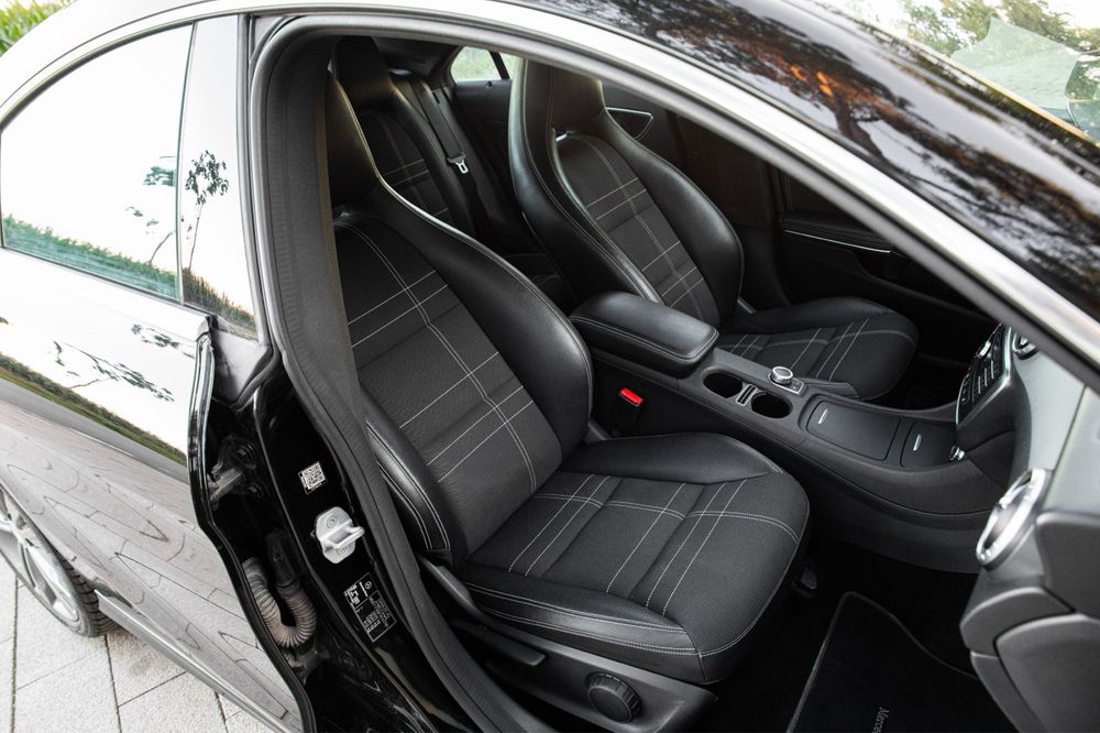 Mercedes Cla 200 paket Amg automat 2.2 Diesel Euro 6 188500 Km Posibilitate de achizite in Rate!