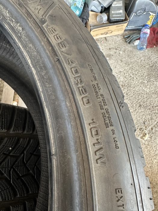 255/40/20 Dunlop dot22