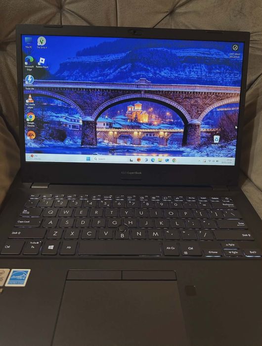 Laptop Asus P2451FA