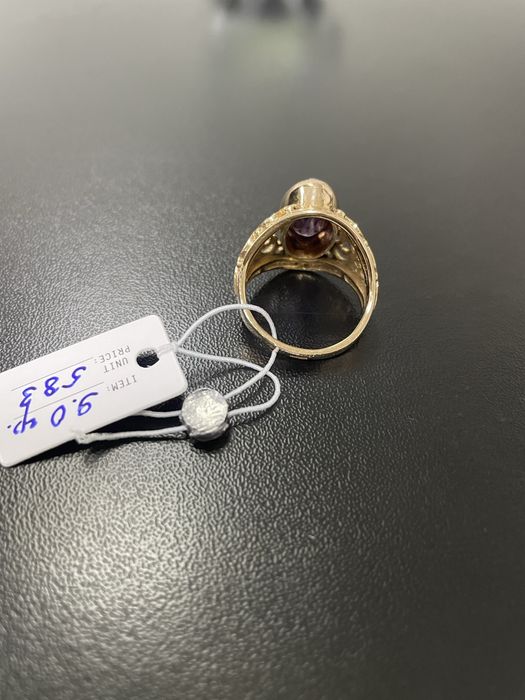 Кольцо золотое 583 пробы с аметистом.