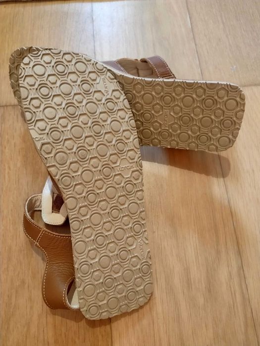 Нови боси сандали Зизуу 37 номер