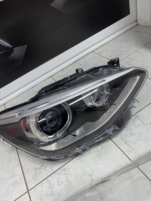 Бмв Bmw F20 Ремонт Рециклиране Фар Фарове Капаци