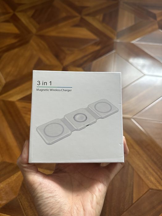 Зарядка 3в1 сотка,наушник, часы