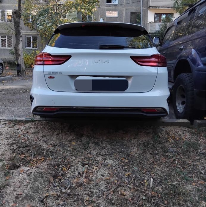 машина kia cee’d 2024