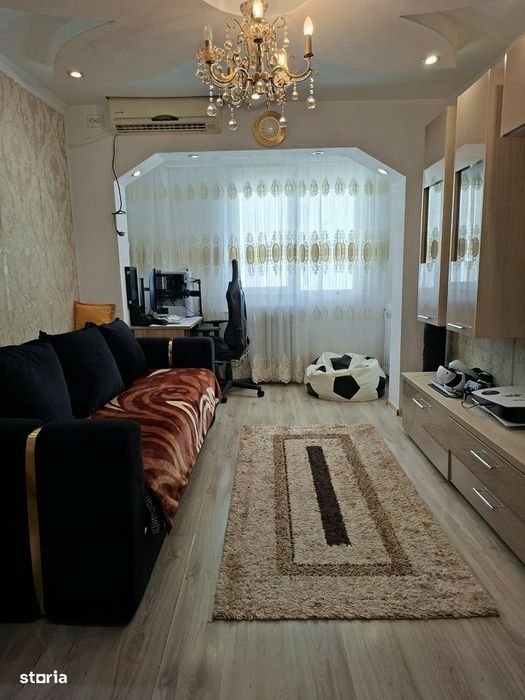 3 camere Profi Rozelor