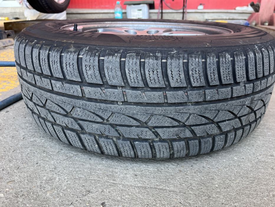 Set 4 roti Hankook winter icept evo R16 205/60