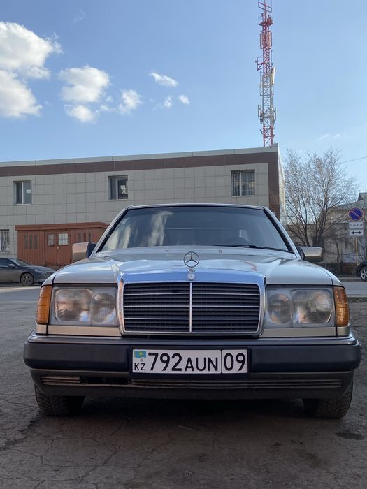 Продам машину Мерседес W124