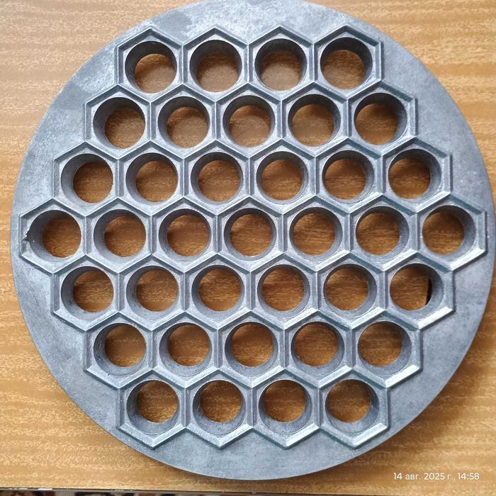 форма для лепки пельменей