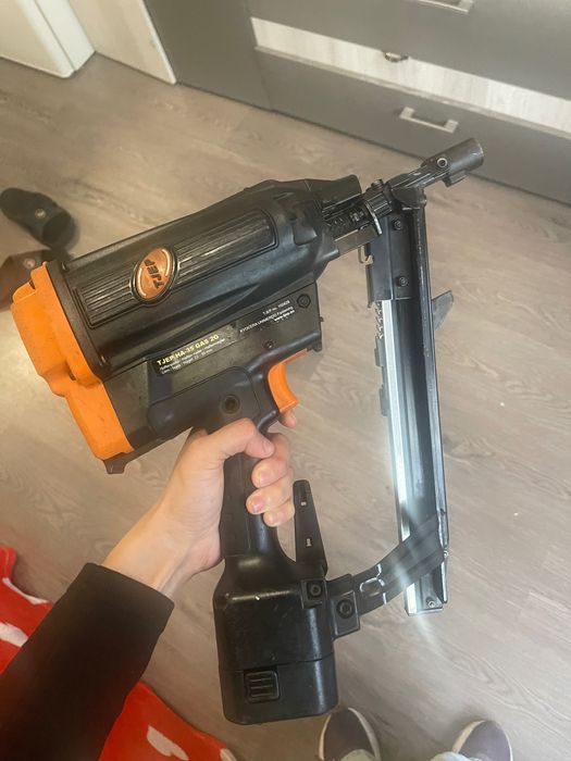 Pistol de cuie pe gaz TJEP HA-35 GAS 2G, set complet profesional