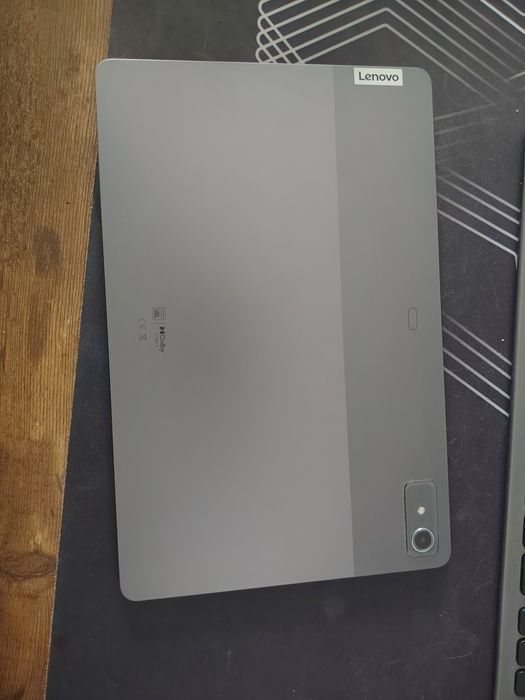 Tableta Lenovo Tab  P12 + pen + husa cu tastatura originala
