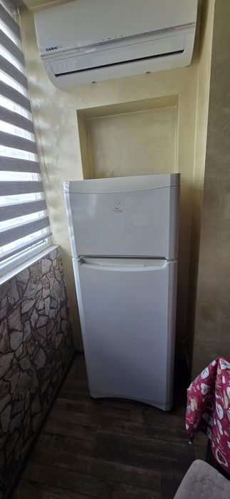 работещ хладилник Индезит