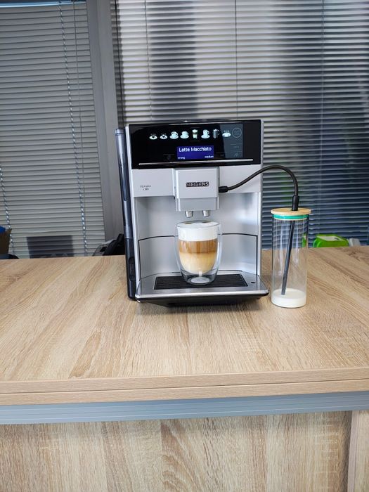 Espressor expresor Siemens EQ6 PLUS S300