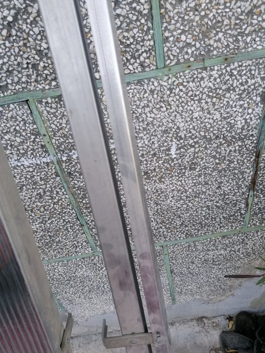 Алуминиеви курнизи