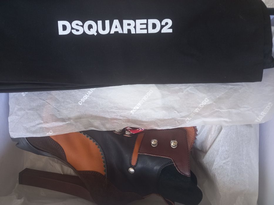 Дамски боти DSQUARED2