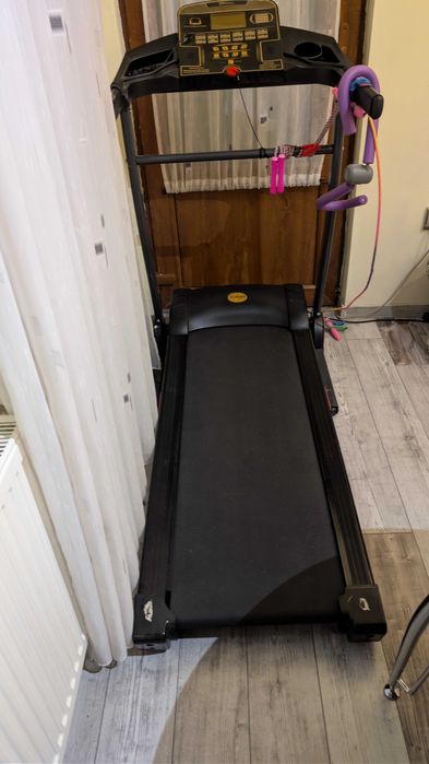 Oferta! Bandă de alergat Actuell
