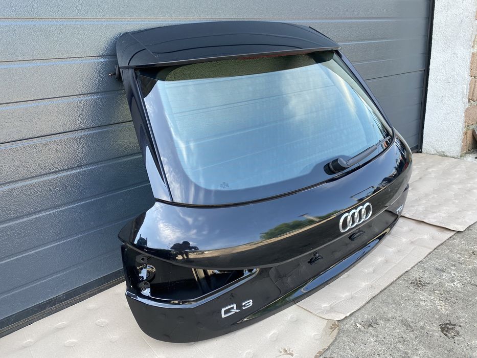 Haion / Portbagaj Audi Q3 8U : Luneta