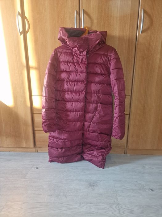 Продам пуховики (осень и зима)