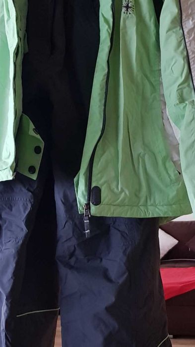 Кoмплект за скиори