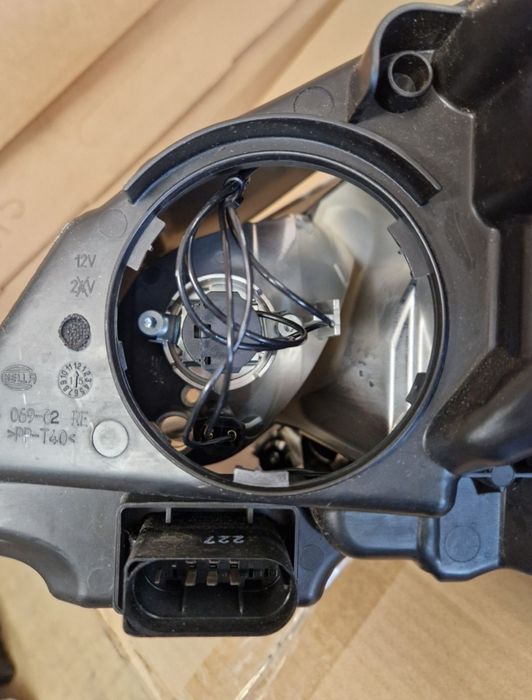 Фар за Мерцедес W212