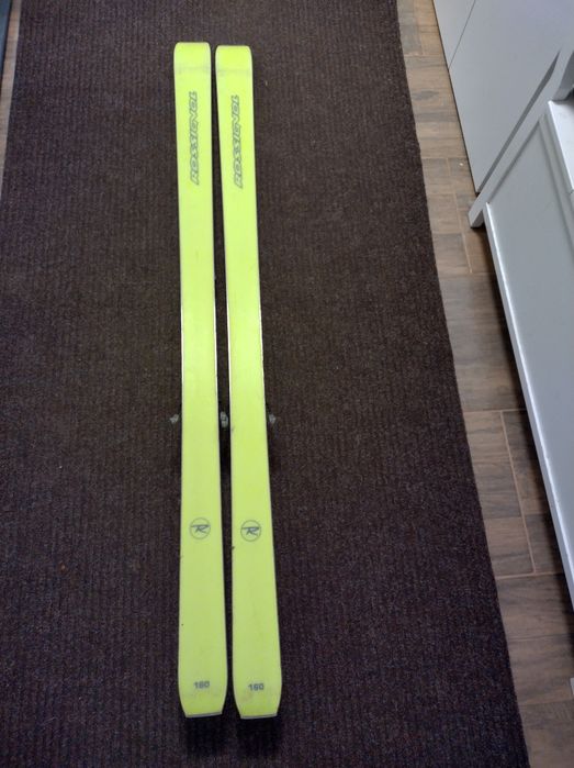 Schiuri Rossignol de vanzare