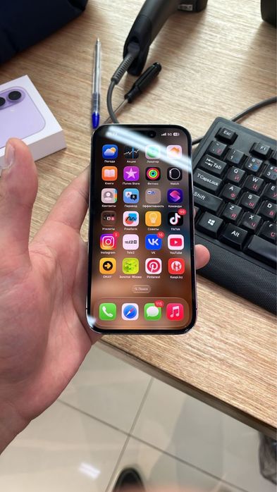 Продам Iphone 14 pro 256 sim