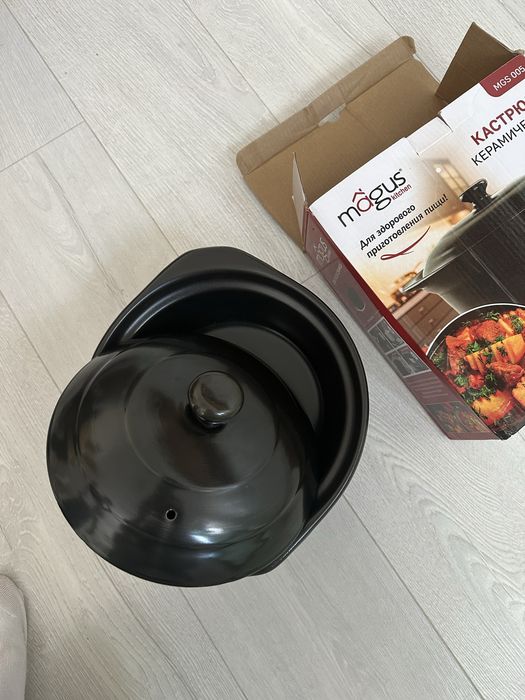 Керамична тенджера Magus Kitchen 3,4 л с капак