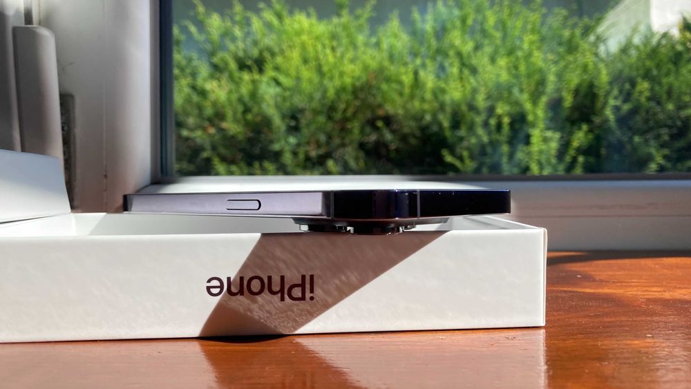Apple iPhone 14 Pro, 256GB, 5G, Deep Purple + ПОДАРЪЦИ