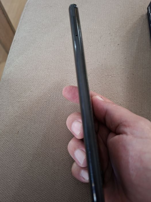 Продавам Моторола G72 8/256gb