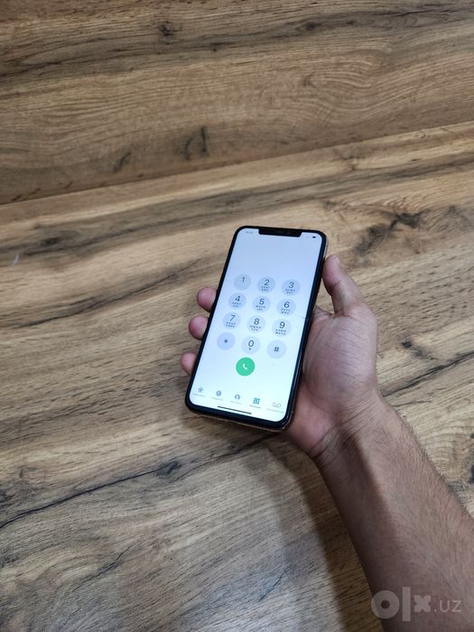 iPhone 11 pro max GOLD