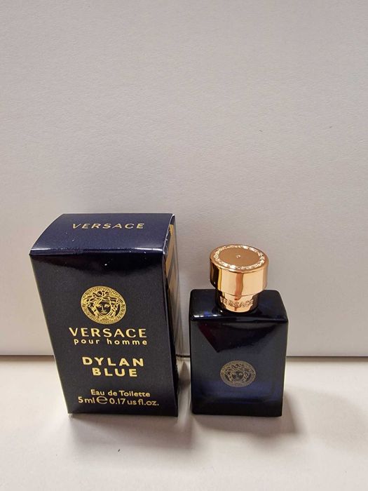 Оригинални мини парфюмчета