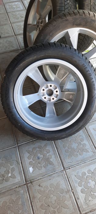 Jante cu anvelope Goodyear ultra grip  235/50/R19