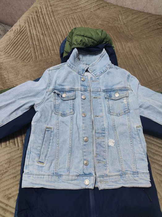 Детские куртки на мальчика 7-8 лет