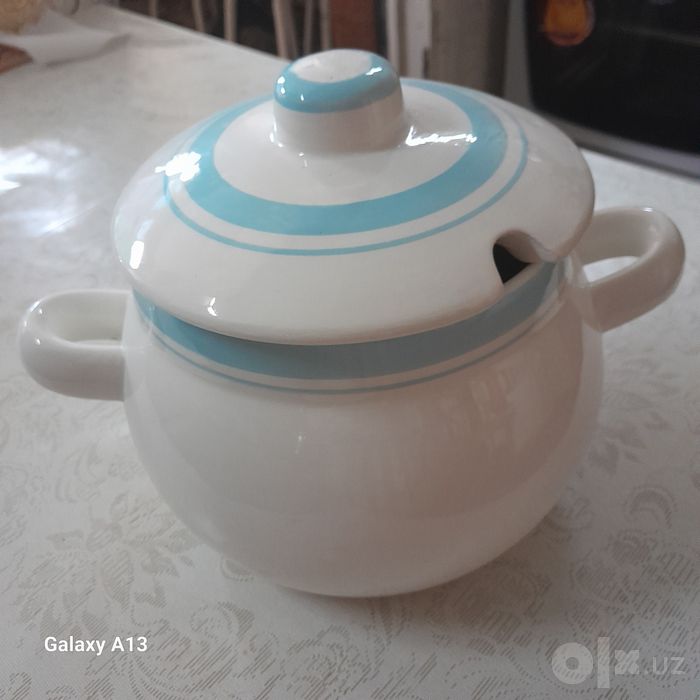 Продается супница, новая