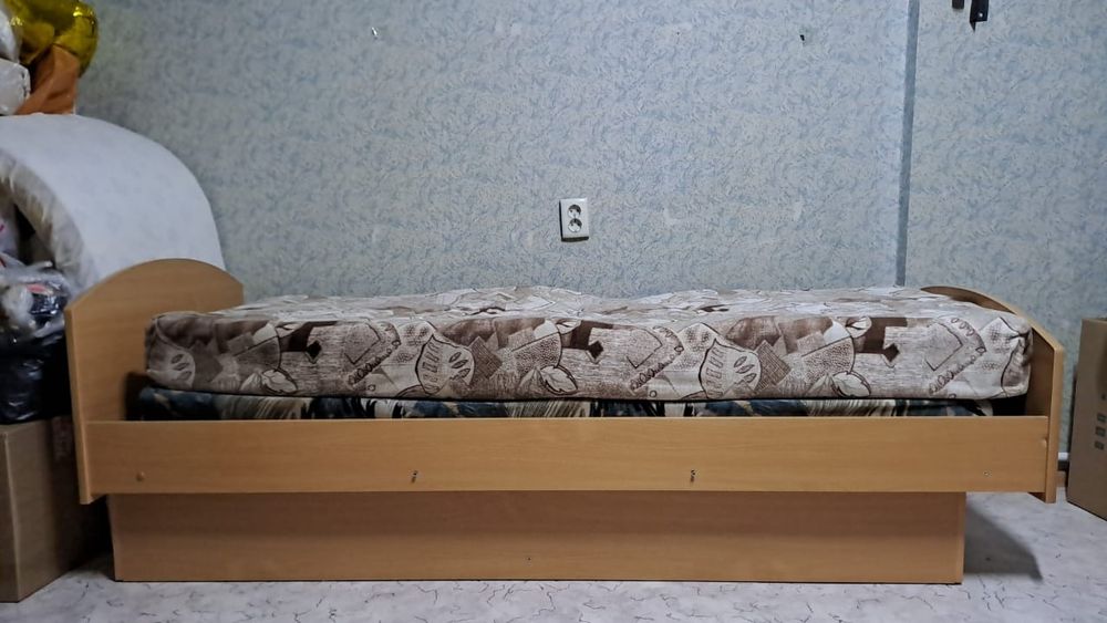 Продам кровать бу