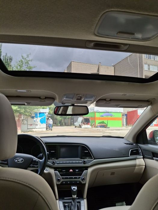 Продам а/машину Хундай элантра