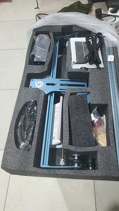 Lazir aparat sotiladi yangi