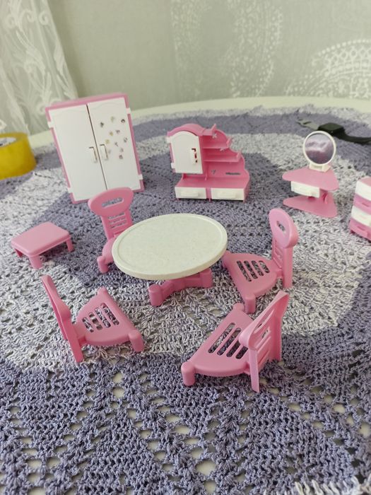Мебель для Барби